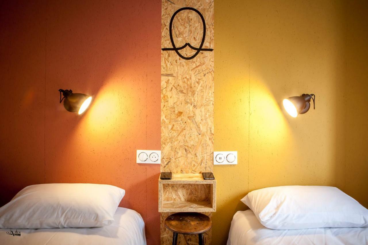 Moustache Lille -